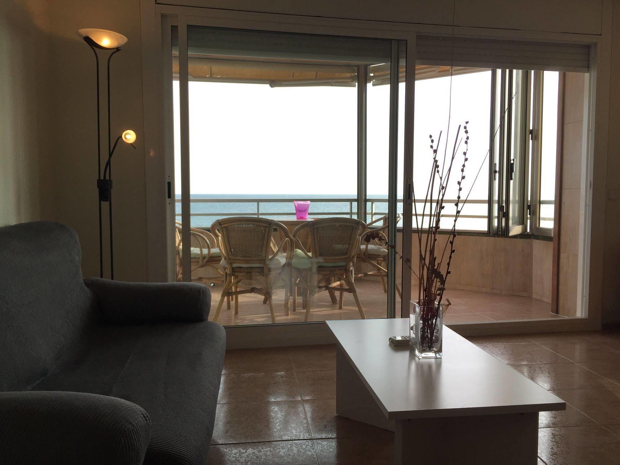 Apartamento Rosendo Calafell Εξωτερικό φωτογραφία